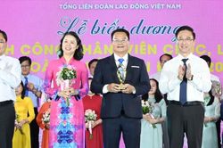 Từ tổ ấm gia đình, vun đắp tinh thần hiếu học và lao động sáng tạo