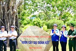 TPHCM trao các công trình nâng cao chất lượng huấn luyện cho Lữ đoàn 189 Hải quân