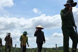 Mưu sinh dưới chân núi lửa triệu năm Chư B'lúk
