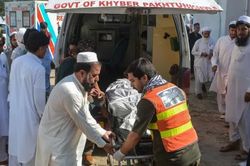 Đ&aacute;nh bom k&eacute;p rung chuyển Pakistan, &iacute;t nhất 7 thiệt mạng