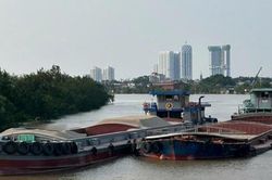Hải Phòng: Tịch thu cát không rõ nguồn gốc trên 6 phương tiện thủy