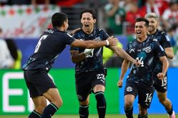 Trực tiếp Thổ Nhĩ Kỳ vs Paraguay 0-1: Trận đấu đang n&oacute;ng l&ecirc;n