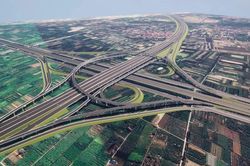Một tuyến đường, nhiều dòng chảy và bước đi của Bầu Hiển tại Vành đai 4