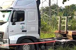 Thái Nguyên: Công an điều tra vụ tài xế tử vong nghi tụt xuống hố ga