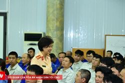 Đẩy mạnh tuyên truyền an toàn giao thông trong doanh nghiệp