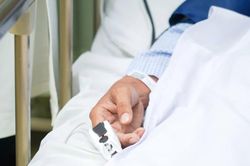 Người đàn ông tự cứu mình khi bị đột quỵ nhờ chăm làm một việc