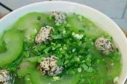 Lương y nêu lý do đừng vứt bỏ hạt, vỏ và ruột bí xanh