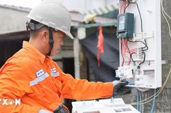 Điện lực miền Bắc có nhiều giải pháp ứng phó với áp lực phụ tải tăng cao mùa hè