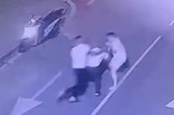 Vụ xô xát tại chung cư 87 Lĩnh Nam: Bảo vệ chém tài xế đã ra đầu thú