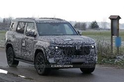 Các đại lý Mitsubishi được xem trước Pajero mới
