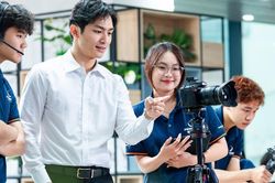 Truyền th&ocirc;ng hiện đại: Kh&ocirc;ng chỉ l&agrave;m nội dung m&agrave; c&ograve;n phải l&agrave;m chủ c&ocirc;ng nghệ số