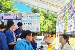 Hơn 10.000 cơ hội việc làm tại phiên giao dịch việc làm phường Điện Bàn Đông