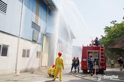Khi công nhân học cách ứng phó với sự cố cháy