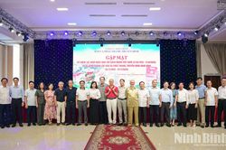 Gặp mặt kỷ niệm 101 năm Ngày Báo chí cách mạng Việt Nam và một năm thành lập Báo và phát thanh, truyền hình Ninh Bình