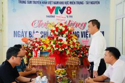 Lãnh đạo tỉnh thăm, chúc mừng Trung tâm Truyền hình Việt Nam khu vực miền Trung-Tây Nguyên thường trú tại Quảng Trị