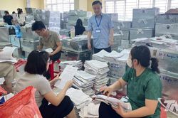 Số hóa, làm sạch, chuẩn hóa 355 mét tài liệu ngành Y tế