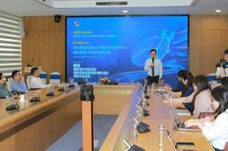 Bảo vệ gi&aacute; trị của người l&agrave;m b&aacute;o trong kỷ nguy&ecirc;n AI