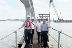 Trưởng thành từ những chuyến đi công trường