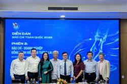 Báo chí và doanh nghiệp đều phát triển trên nền tảng niềm tin