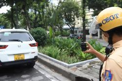Hơn 6.500 tài xế bị xử lý vì dừng, đỗ phương tiện sai quy định