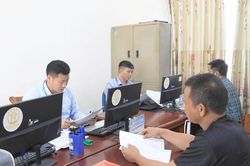 Xây dựng chính quyền năng động, vì nhân dân phục vụ