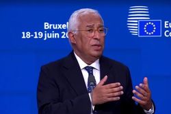 EU khẳng định không đóng vai trò trung gian hòa giải trong xung đột Ukraine