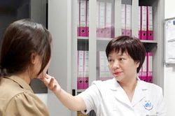 Tiến bộ y học mở rộng cơ hội phục hồi cho người bệnh bạch biến