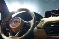 Mazda gia nhập sân chơi xe điện hóa tại Việt Nam với CX-60 và CX-90