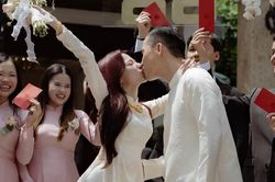 'Bé' Xuân Nghi rạng rỡ bên chồng kỹ sư Việt kiều trong lễ vu quy