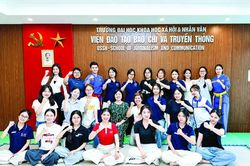 Thời cuộc, công nghệ và nỗi niềm sinh viên báo chí, truyền thông