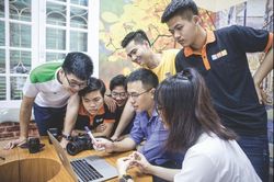 Giữ ngọn lửa niềm tin trong kỷ nguyên vươn mình của dân tộc