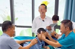Bác sĩ nhi cảnh báo phụ huynh vụ 'tiến sĩ nắn chỉnh xương' ở Y Đức Vương chữa trẻ chậm nói