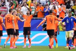 Tuyển H&agrave; Lan c&aacute;n mốc 100 b&agrave;n thắng tại World Cup