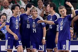 Tuyển Nhật Bản lập kỉ lục trong trận đấu thứ 1.000 của World Cup