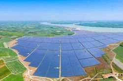 [SPOTLIGHT] Từ Net Zero đến Việt Nam Xanh: T&aacute;i định h&igrave;nh nền kinh tế