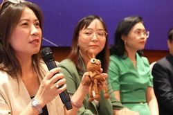 Đa dạng hóa nguồn thu: Hướng đi cho kinh tế báo chí hiện đại