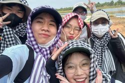 Sinh vi&ecirc;n dấn th&acirc;n, trưởng th&agrave;nh c&ugrave;ng nghề b&aacute;o