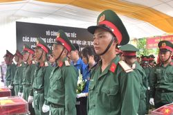 Lào Cai truy điệu, an táng 9 hài cốt liệt sĩ