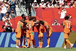 Trực tiếp Đức vs Bờ Biển Ng&agrave; 0-1 (H1): Bờ Biển Ng&agrave; mở tỷ số