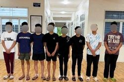 Hà Nội: Khởi tố 8 đối tượng ném vỏ chai bia vào người đi đường