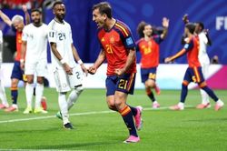 Trực tiếp T&acirc;y Ban Nha 4-0 Saudi Arabia (Hiệp 2): B&ograve; t&oacute;t vẫn l&agrave;m chủ cuộc chơi