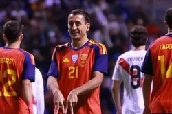 Trực tiếp T&acirc;y Ban Nha 3-0 Saudi Arabia (Hiệp 1): B&ograve; t&oacute;t đi dạo