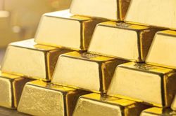 Giải mã cuộc chiến tâm lý nhà đầu tư vàng: Khi 'tay to' đánh cược hàng tỷ USD