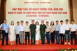 Báo chí xung kích làm nổi bật bản chất cách mạng của Quân đội nhân dân Việt Nam