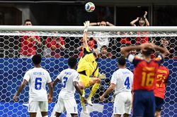 Cabo Verde - Uruguay (bảng H): Cabo Verde sẵn s&agrave;ng tạo ra c&uacute; sốc nữa