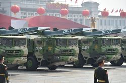 Th&ocirc;ng điệp của Trung Quốc khi c&ocirc;ng khai h&igrave;nh ảnh ph&oacute;ng DF-17