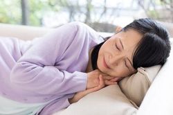 Người lớn tuổi ngủ trưa vào lúc nào tốt nhất?