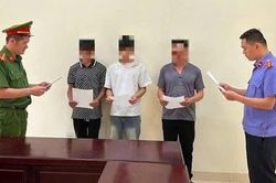 Uống rượu rồi hỗn chiến, 3 thanh thiếu niên bị khởi tố