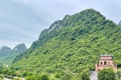 Một đêm bình yên ở Tam Chúc