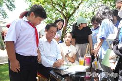 Giới thiệu sách và giao lưu tác giả 'Mỗi nghề một bông hoa'